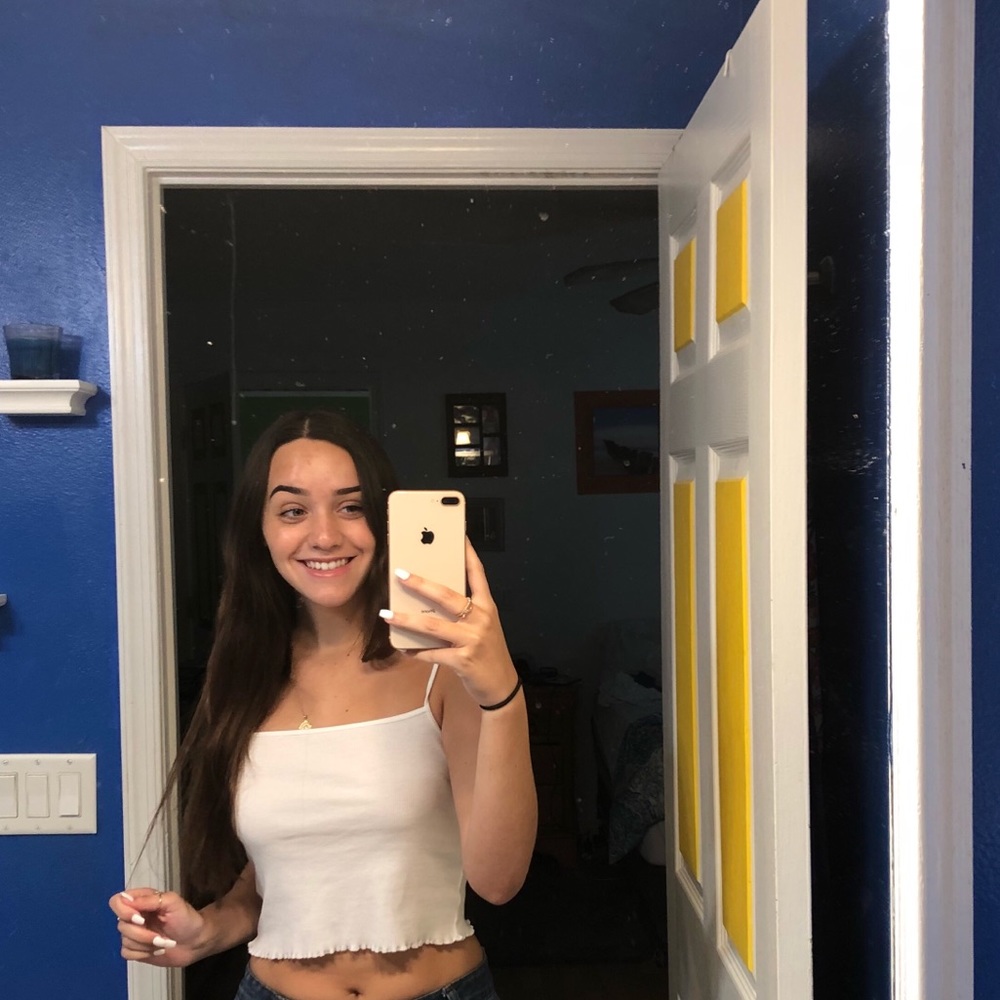 Meet your Posher, Alexis